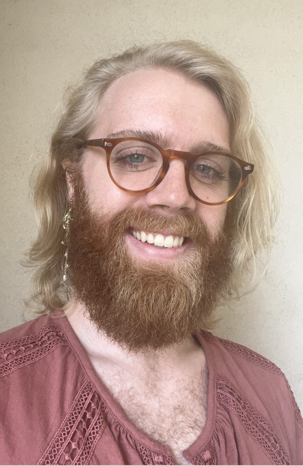 Tage Gould, therapist